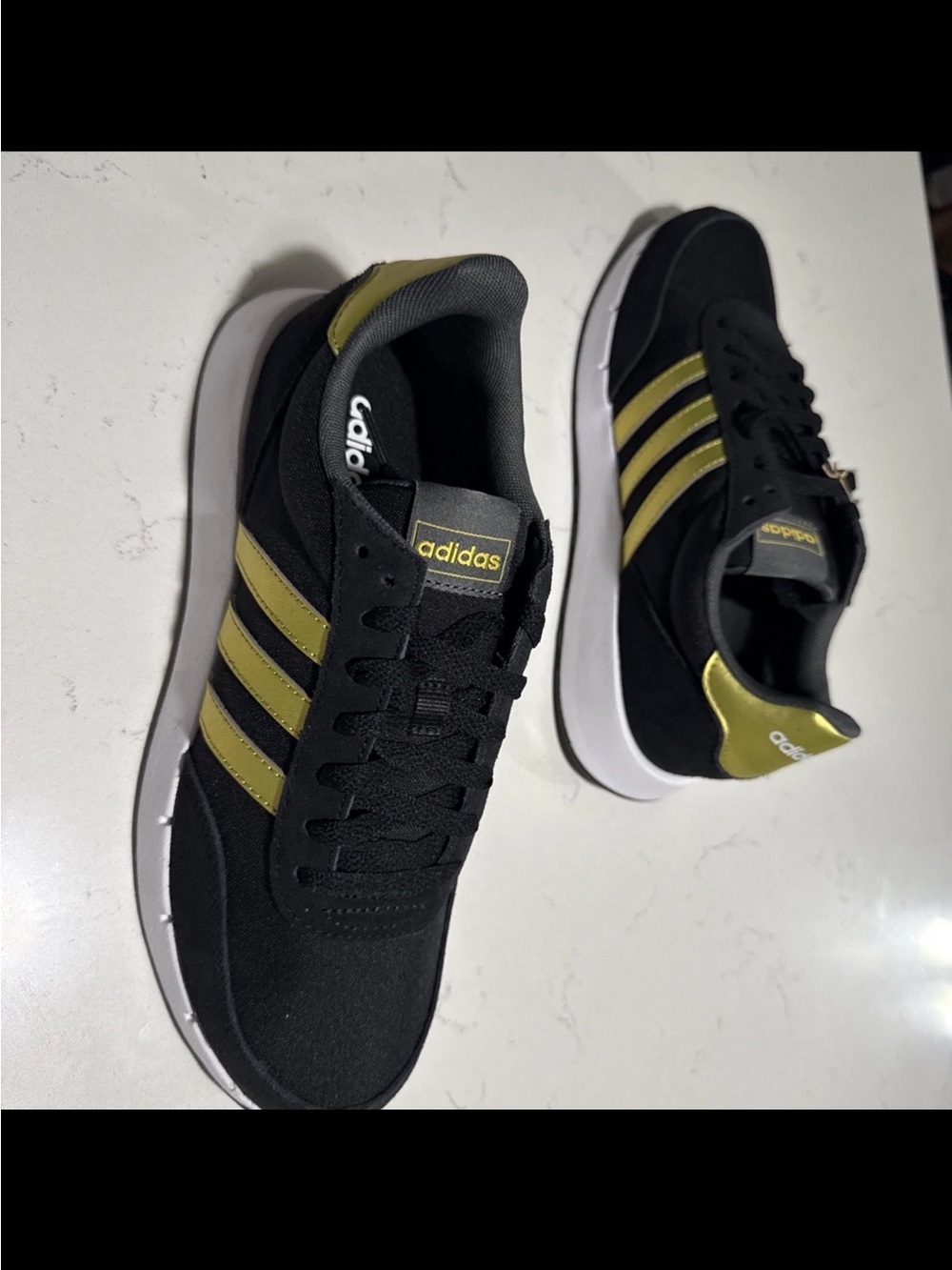 adidas Run 60s 2.0 Black Gold US Women 9 / Men 8 Unisex (GX1714)